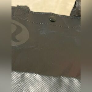 RARE SMALL LULULEMON Quote SHOPPING BAG!